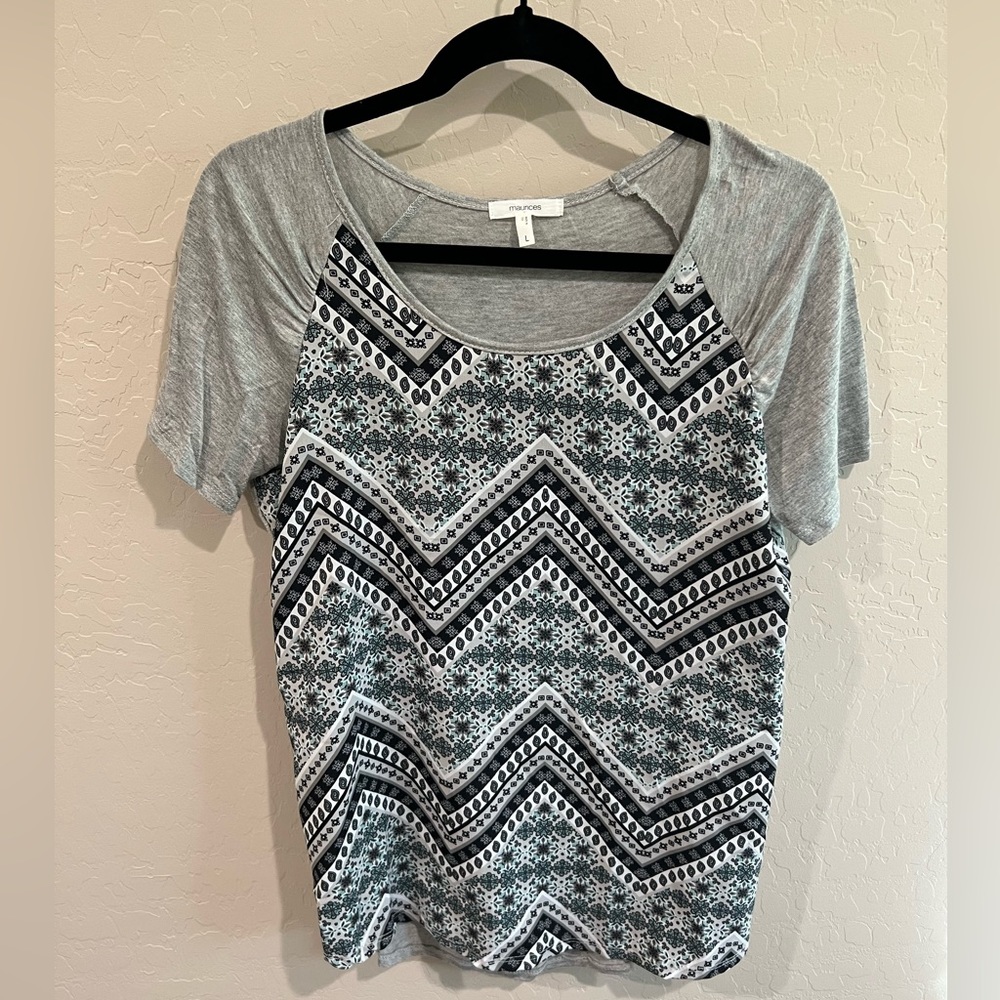 Maurices women’s shirt, Size Large, casual and cute